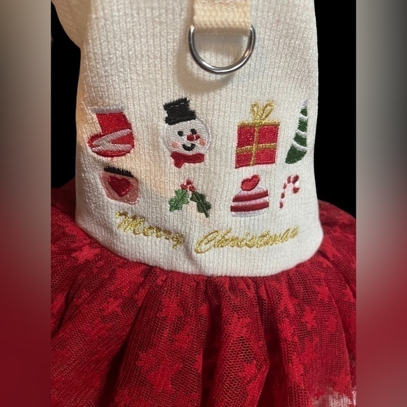 Christmas Dog Dress Lace Tulle Bottom Leash attachment Beige Red embroidery - Picture 7 of 16